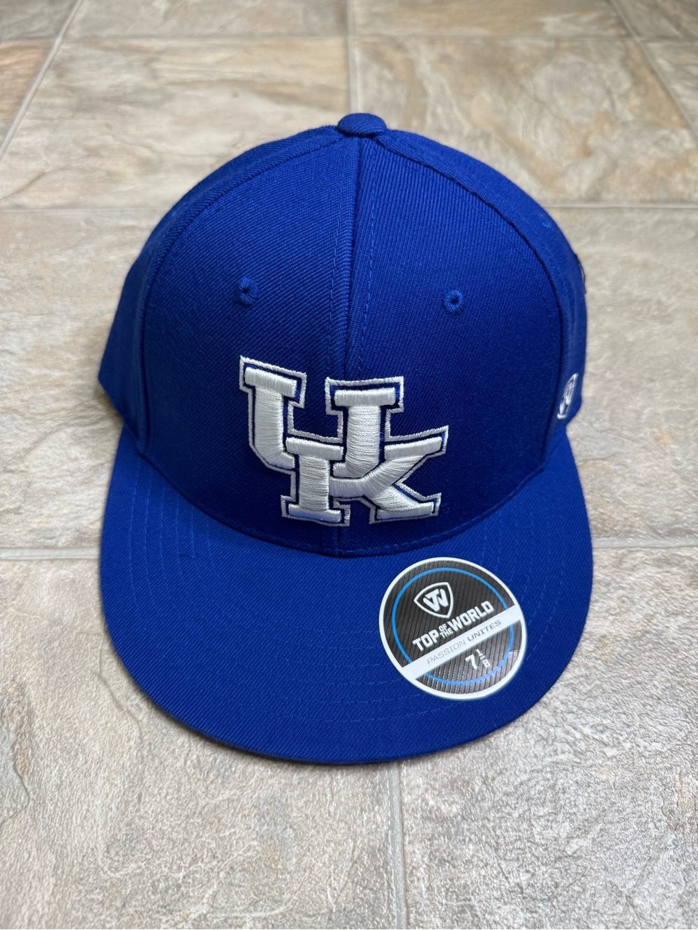 University Of Kentucky Fitted Hat Mens Size 7 1/8 Blue NCAA College Basketball